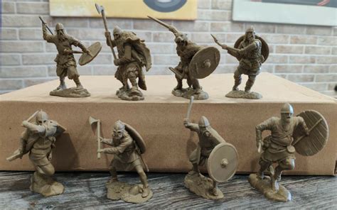 plastic viking toy soldiers metal case box set|Toy Soldiers Review ~ Publius Vikings .